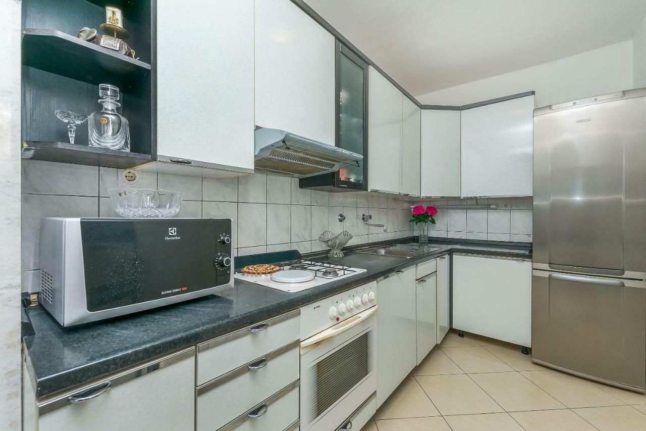 Apartment Marijana Omis Exterior photo